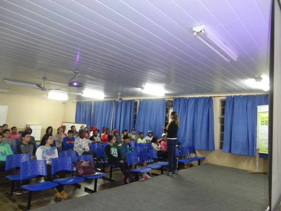 A Turminha da Reciclagem realiza atividades em diversas escolas do Rio Grande do Sul