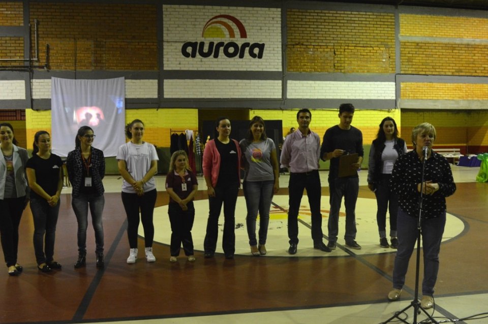 Encontro com familiares e alunos do programa Vozes do Corpo em Comemoração ao Dia da Dança