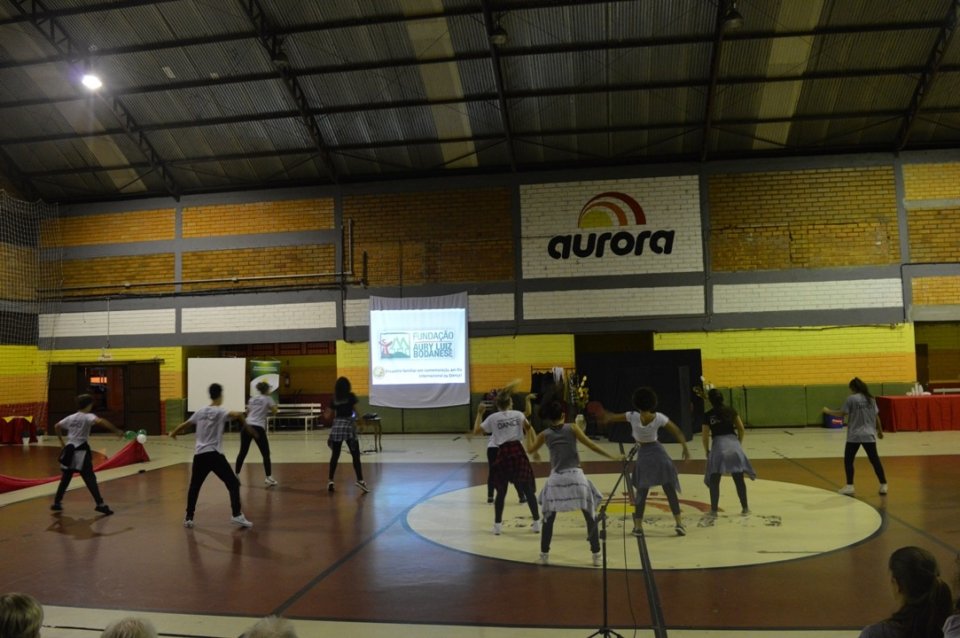 Encontro com familiares e alunos do programa Vozes do Corpo em Comemoração ao Dia da Dança