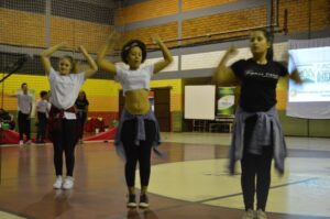 Encontro com familiares e alunos do programa Vozes do Corpo em Comemoração ao Dia da Dança