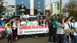 VIVENDO SAÚDE PARTICIPA DA IV CAMINHADA DE PREVENÇÃO ÀS DROGAS EM ERECHIM-RS