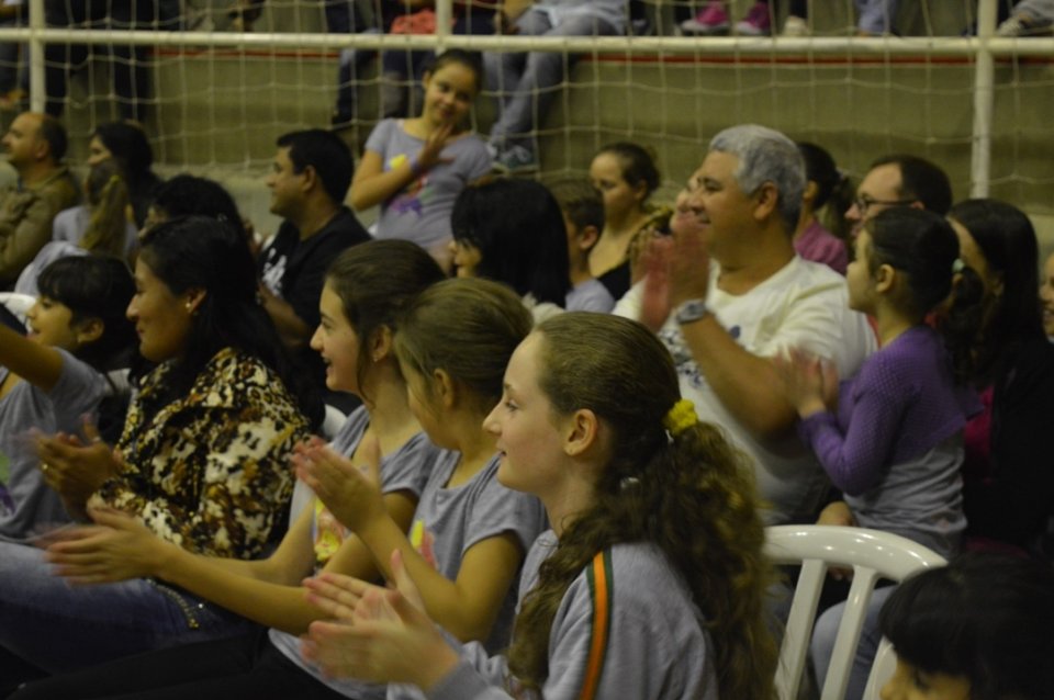 Encontro com familiares e alunos do programa Vozes do Corpo em Comemoração ao Dia da Dança