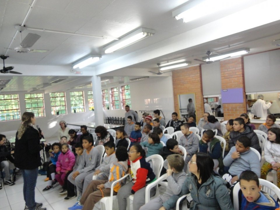 Finalizando as atividades de abril com A Turminha da Reciclagem no RS