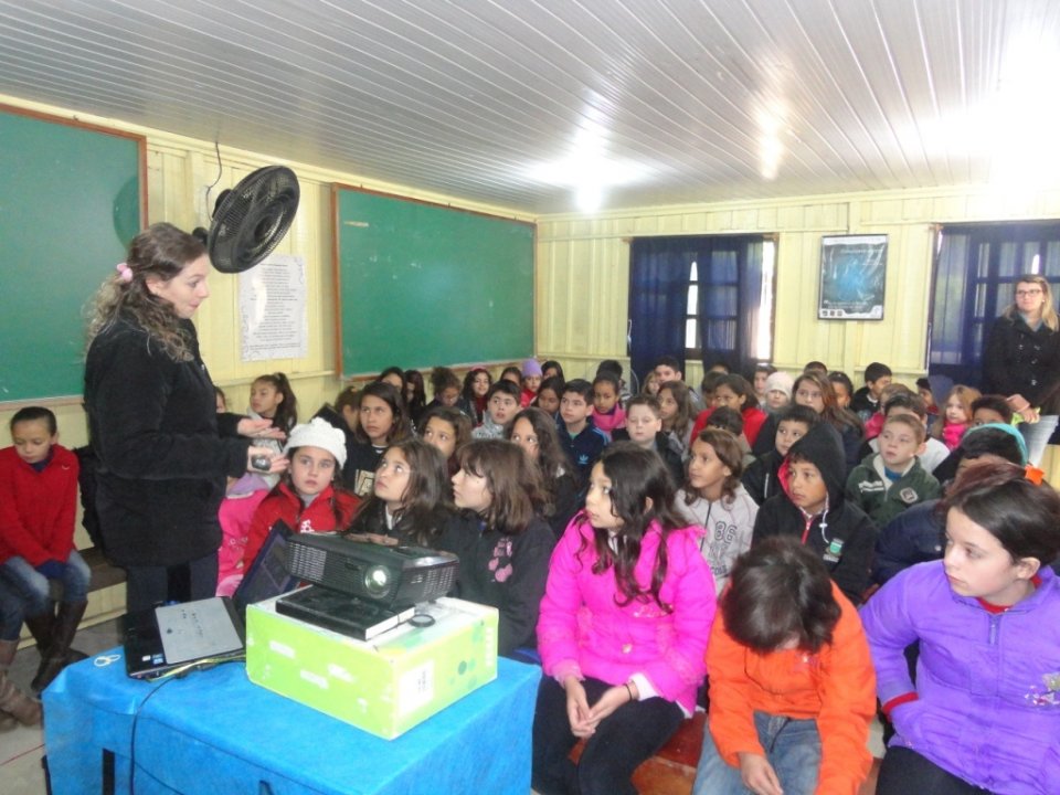 Finalizando as atividades de abril com A Turminha da Reciclagem no RS