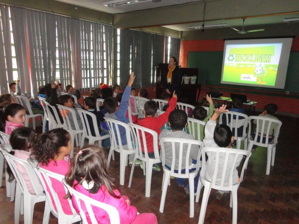 Finalizando as atividades de abril com A Turminha da Reciclagem no RS