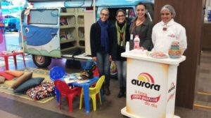 Programas da Falb promovem momentos de descontração em supermercado