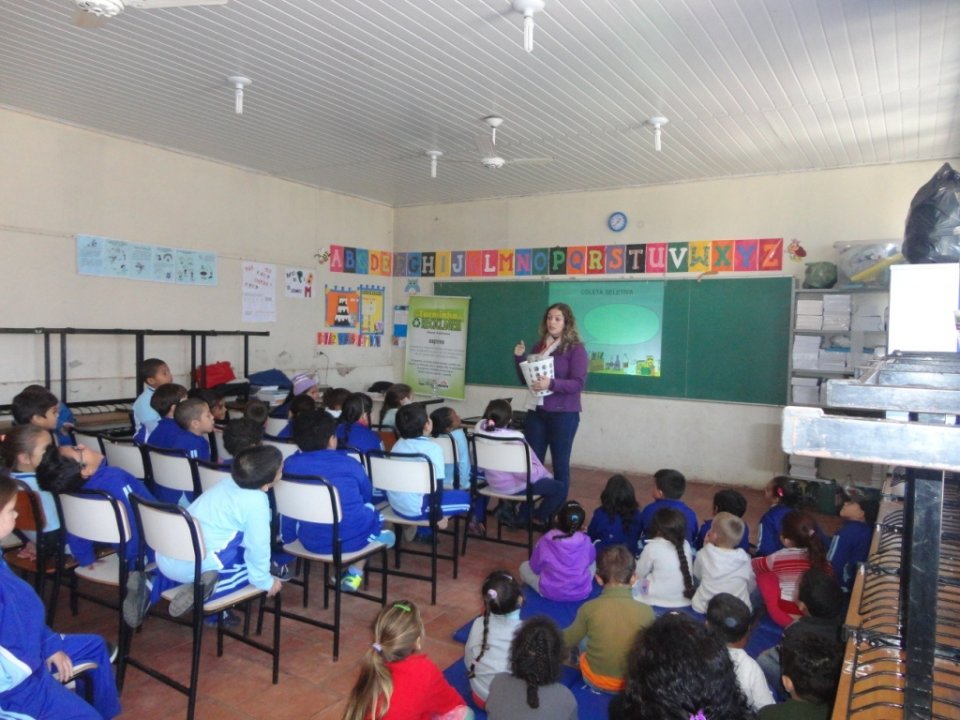 A Turminha da Reciclagem inicia atividades de maio no RS