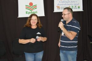 Roda de leitura leva a contação de histórias aos municípios do oeste