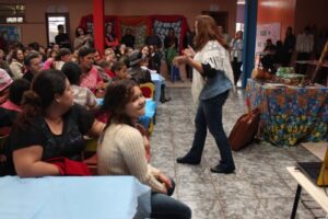 Roda de leitura leva a contação de histórias aos municípios do oeste