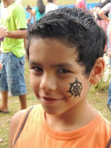 Programas da FALB participam de comemorações do dia da Família na escola