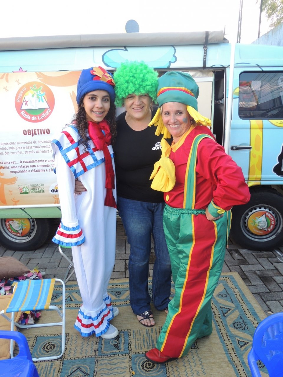 Programas da FALB participam de comemorações do dia da Família na escola