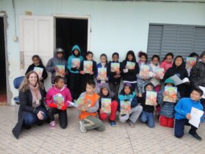 A Turminha da Reciclagem ensina alunos a fazer a seleção dos resíduos
