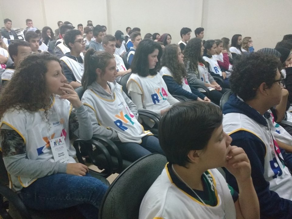 Progama Família é Tudo participa de evento Ryla/ Rotary em Chapecó-SC
