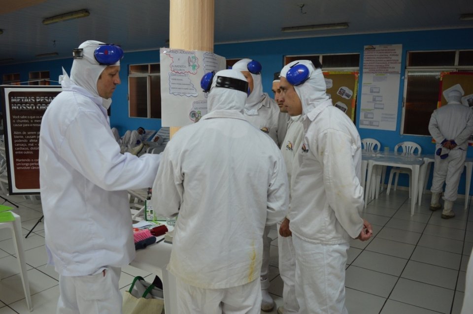 A Turminha da Reciclagem participa da semana da qualidade