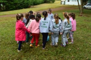 Vozes do Corpo realiza caminhada com A Turminha da Reciclagem