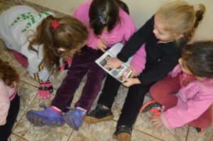 Vozes do Corpo realiza caminhada com A Turminha da Reciclagem