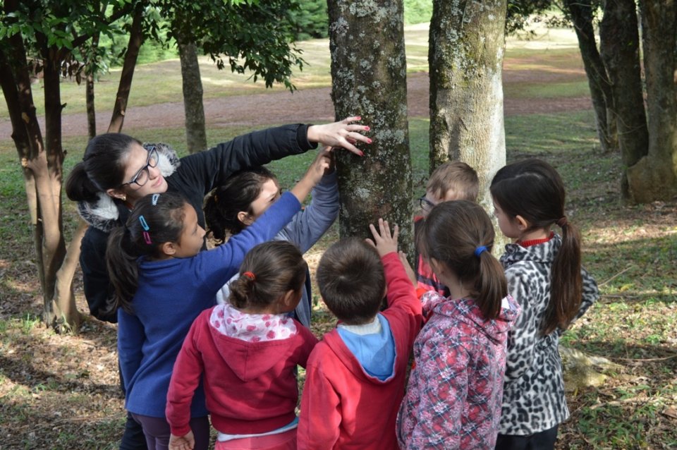 Vozes do Corpo realiza caminhada com A Turminha da Reciclagem