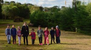 Vozes do Corpo realiza caminhada com A Turminha da Reciclagem