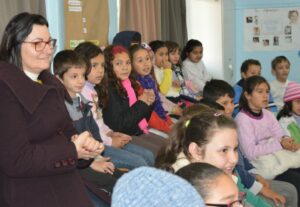 Roda de Leitura visita escolas em maio