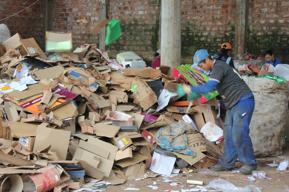 Equipe de Comunicação e da FALB visitam associações de catadores em Chapecó