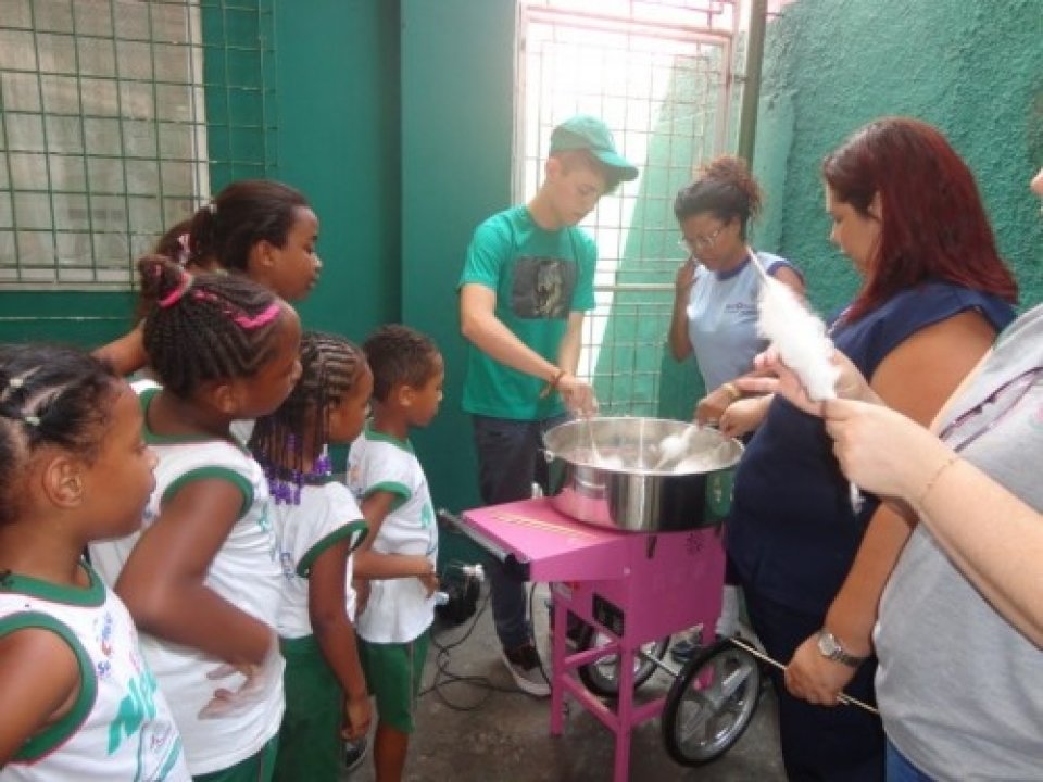 FALB ESTÁ PRESENTE NA SEMANA DA PRIMAVERA NA VILA OLÍMPICA DA MANGUEIRA NO RJ
