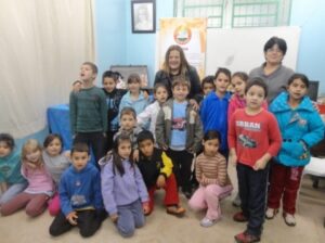 RODA DE LEITURA E CONTAÇÃO DE HISTÓRIA LEVAM CULTURA E ENTRETENIMENTO AOS OUVINTES