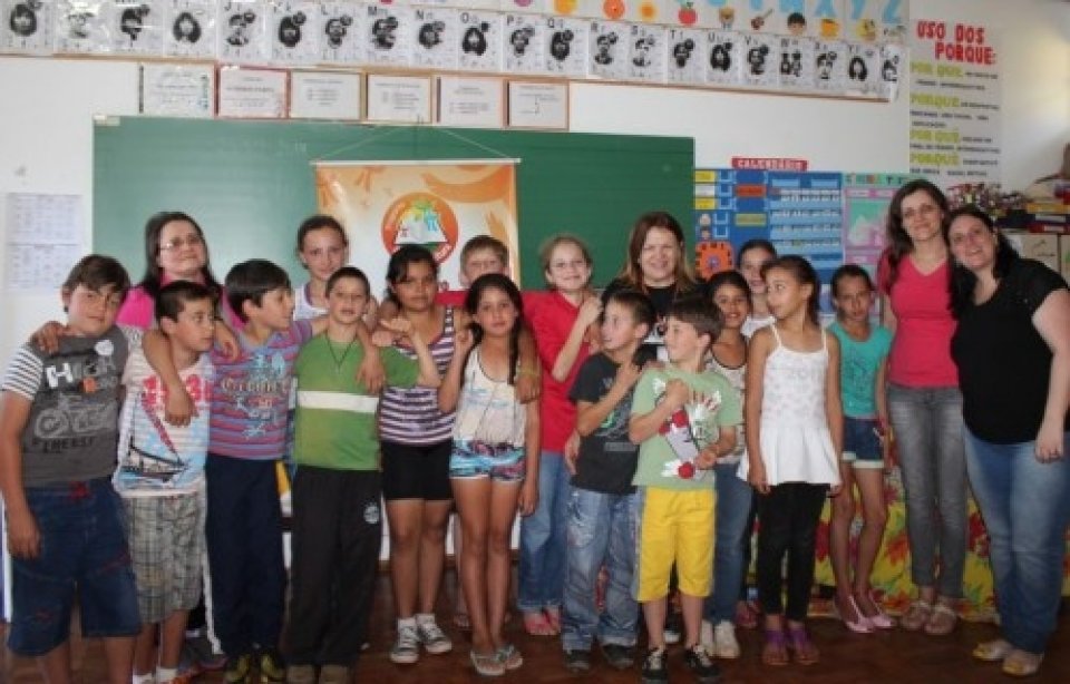 HÁ UM VERDADEIRO TESOURO DE HISTÓRIAS QUE ABRE AS PORTAS DO IMAGINÁRIO...