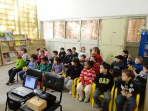 ATIVIDADES DA TURMINHA DA RECICLAGEM-RS ENVOLVEM ALUNOS E PROFESSORES
