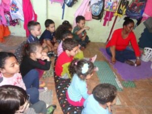 ALUNOS SE DIVERTEM COM OS JOGOS DA TURMINHA DA RECICLAGEM