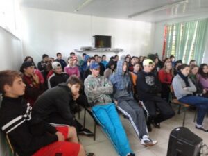 TURMINHA DA RECICLAGEM-SC DESENVOLVE ATIVIDADES EM DIVERSAS ESCOLAS