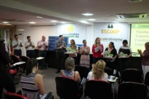 A TURMINHA DA RECICLAGEM PROMOVE PRÊMIO ESCOLA CIDADÃ RS