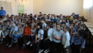 TURMINHA DA RECICLAGEM-SC DESENVOLVE ATIVIDADES EM DIVERSAS ESCOLAS