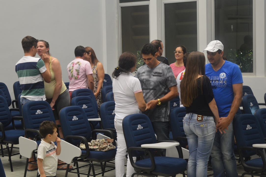 Realizado curso de noivos para o casamento cooperado.