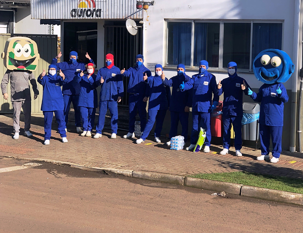 Voluntários da FALB e da comunidade contribuem com ações de limpeza ambiental