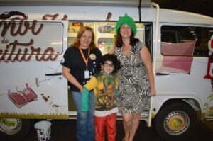 Roda de Leitura e A Turminha da Reciclagem na Cooperalfa em Chapecó (SC)