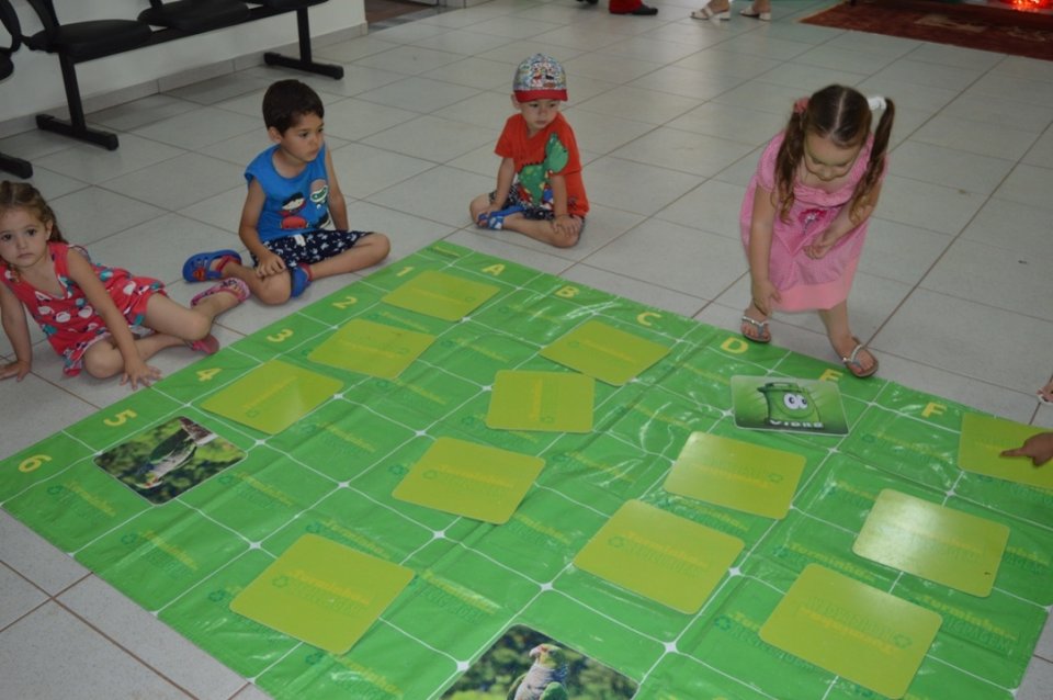 A Turminha da Reciclaglem no natal do CEIM