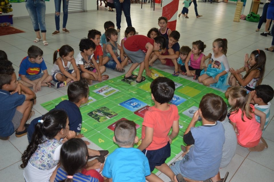 A Turminha da Reciclaglem no natal do CEIM