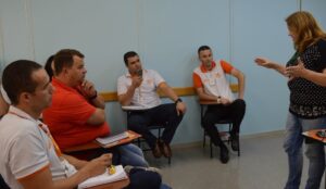 Filial de Vendas da Aurora em Chapecó (SC) recebe o programa Roda de Leitura