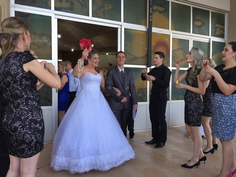 Fundação Aury Luiz Bodanese promove segundo Casamento Cooperado em Pinhalzinho (SC)