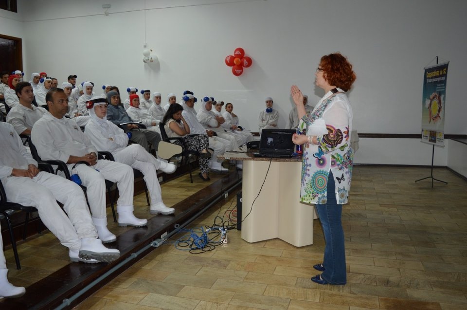 Violência doméstica em debate nas unidades da Aurora Alimentos
