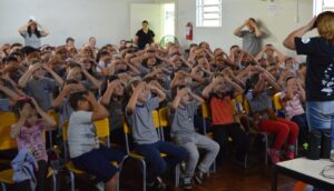 Programa Roda de Leitura contribui para o desenvolvimento da linguagem oral e escrita dos ouvintes