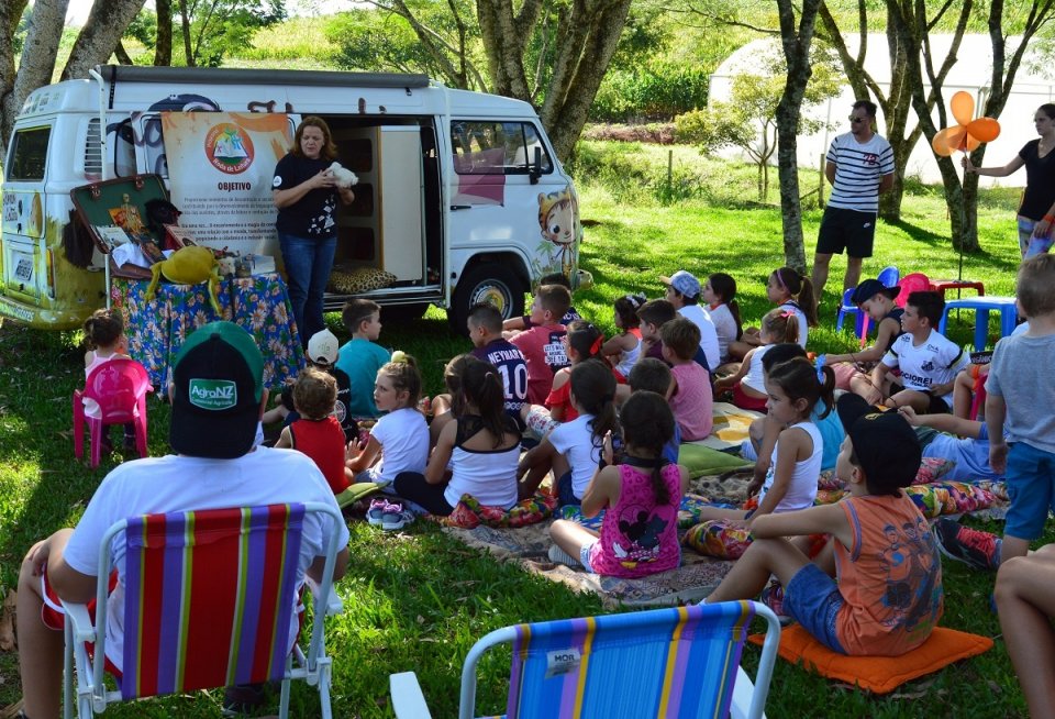 Programa Roda de Leitura contribui para o desenvolvimento da linguagem oral e escrita dos ouvintes