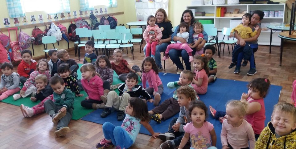 Programa Roda de Leitura em escolas de Chapecó (SC)