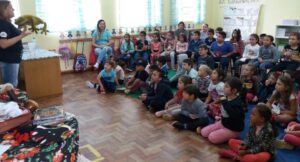 Programa Roda de Leitura em escolas de Chapecó (SC)