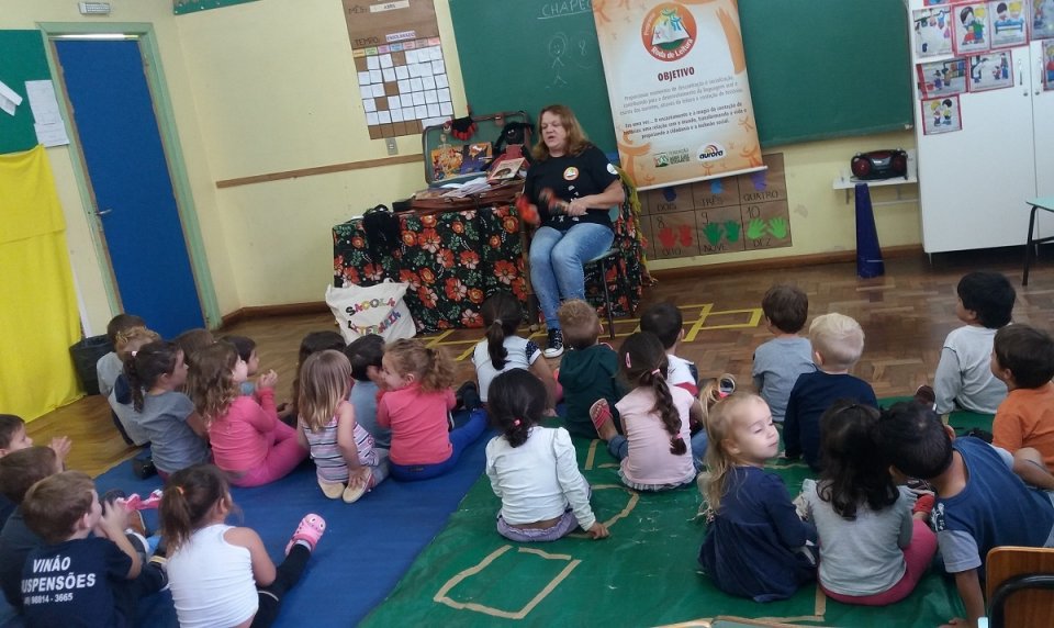 Programa Roda de Leitura em escolas de Chapecó (SC)
