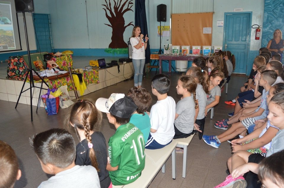 Educação ambiental com o programa Eco Cooperação