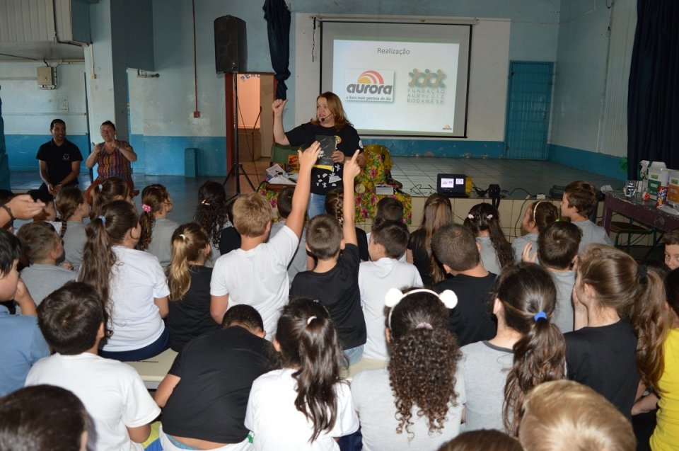 Formando novos leitores através do programa Roda de Leitura