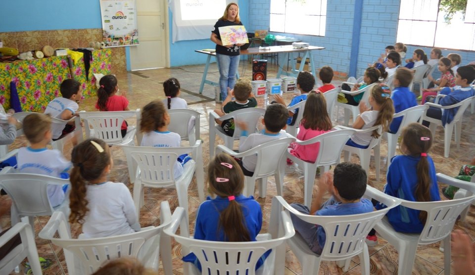 Formando novos leitores através do programa Roda de Leitura
