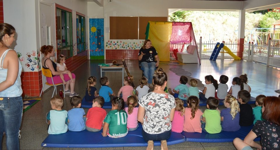 Formando novos leitores através do programa Roda de Leitura