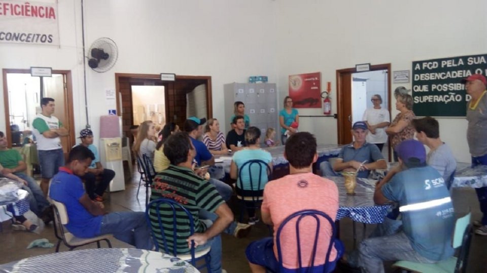 Voluntários revitalizam entidade em Chapecó (SC)